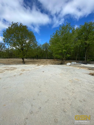 16-DİLOVASI TEPECİK’TE LOJİSTİK VE E-TİCARETE UYGUN YENİ YAPI DEPO